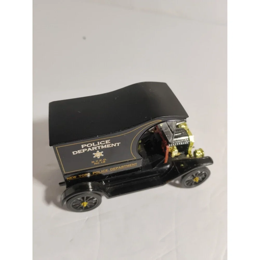 Ford Model T New York Police Department Paddy Wagon 1:24